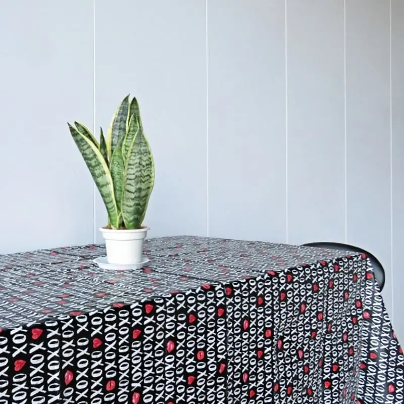 Romantic Hearts Tablecloth with Flannel Backing